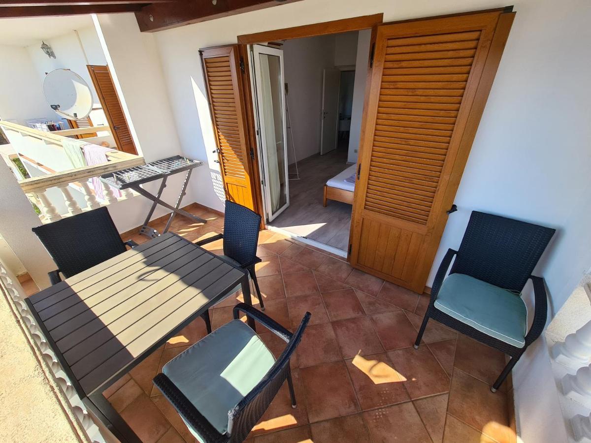 Apartman Karmen Barbat na Rabu Exterior photo