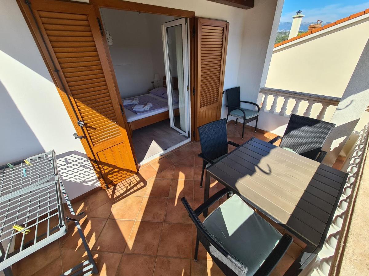 Apartman Karmen Barbat na Rabu Exterior photo